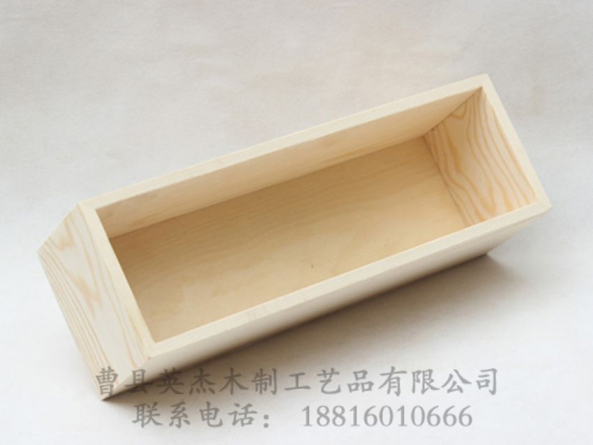點(diǎn)擊查看詳細(xì)信息<br>標(biāo)題：松木原木色儲(chǔ)物盒 閱讀次數(shù)：1759