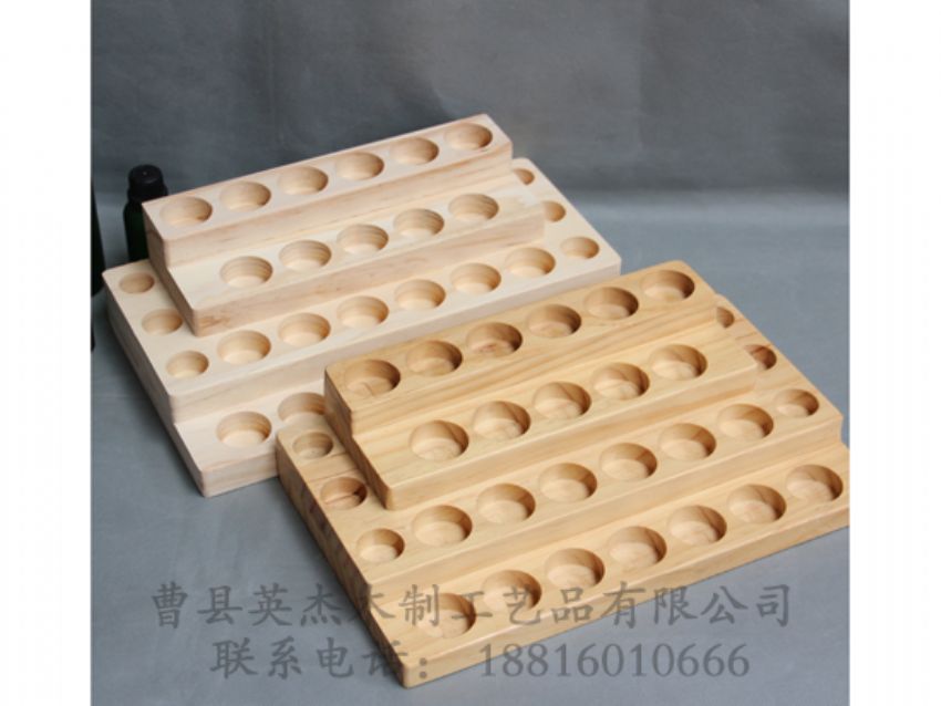 點擊查看詳細信息<br>標(biāo)題：竹木精油木盒 閱讀次數(shù)：1544