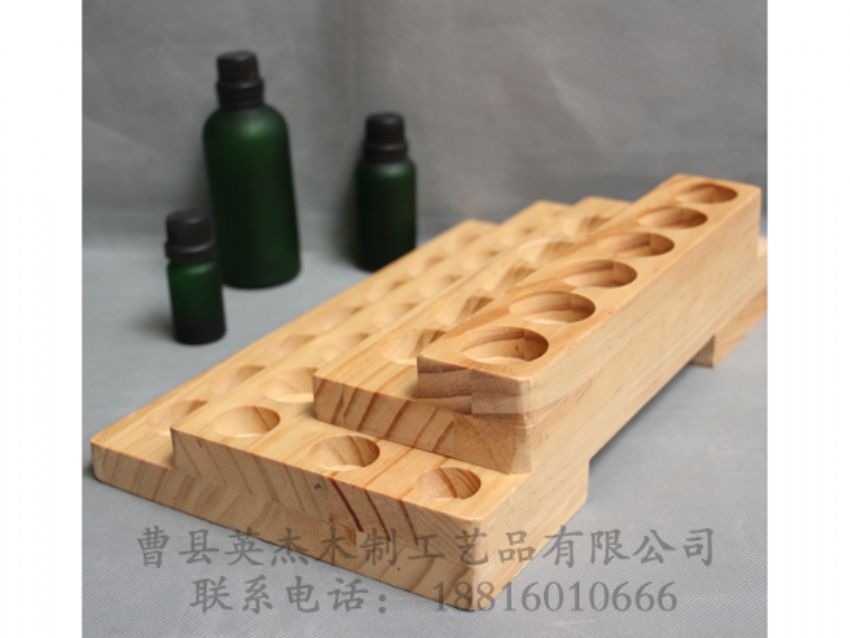 點擊查看詳細信息<br>標(biāo)題：竹木精油木盒 閱讀次數(shù)：1607