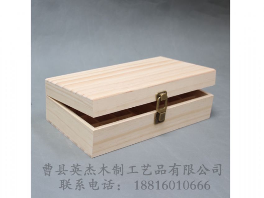 點(diǎn)擊查看詳細(xì)信息<br>標(biāo)題：高檔精油木盒 閱讀次數(shù)：2883