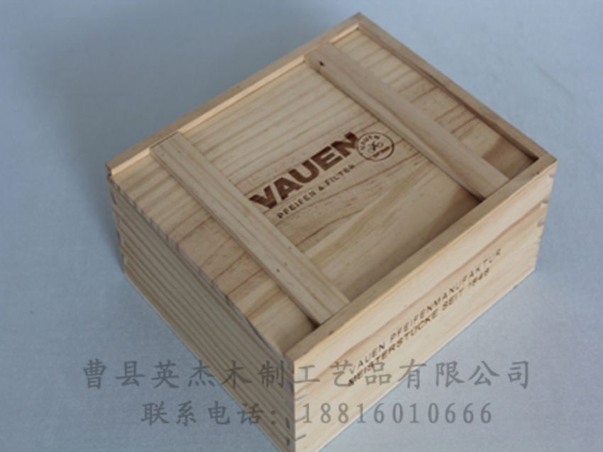 點(diǎn)擊查看詳細(xì)信息<br>標(biāo)題：竹木茶葉盒 閱讀次數(shù)：1205