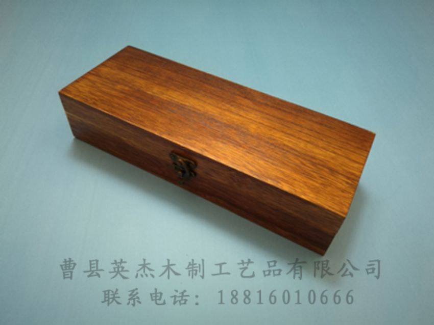 點(diǎn)擊查看詳細(xì)信息<br>標(biāo)題：竹木茶葉盒 閱讀次數(shù)：1179