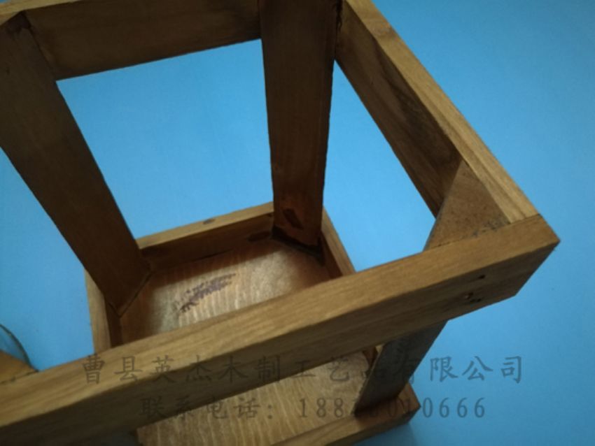 點擊查看詳細信息<br>標題：木制底座  木制杯蓋 閱讀次數(shù)：1048