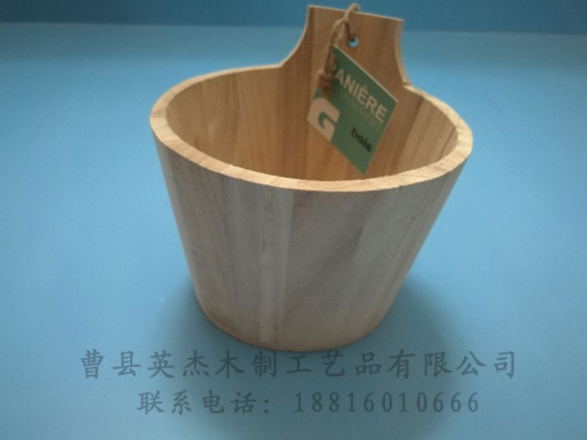 點擊查看詳細信息<br>標題：木制底座  木制杯蓋 閱讀次數(shù)：1277