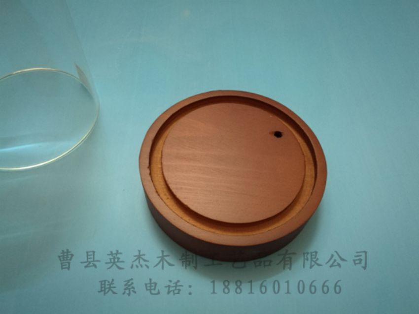 點擊查看詳細信息<br>標題：木制底座  木制杯蓋 閱讀次數(shù)：1175