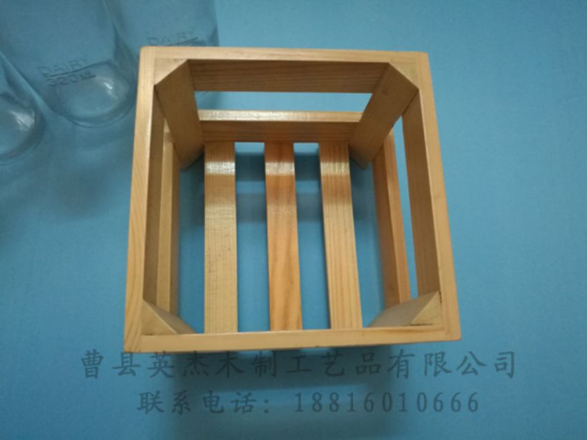 點擊查看詳細信息<br>標題：木制底座  木制杯蓋 閱讀次數(shù)：1144