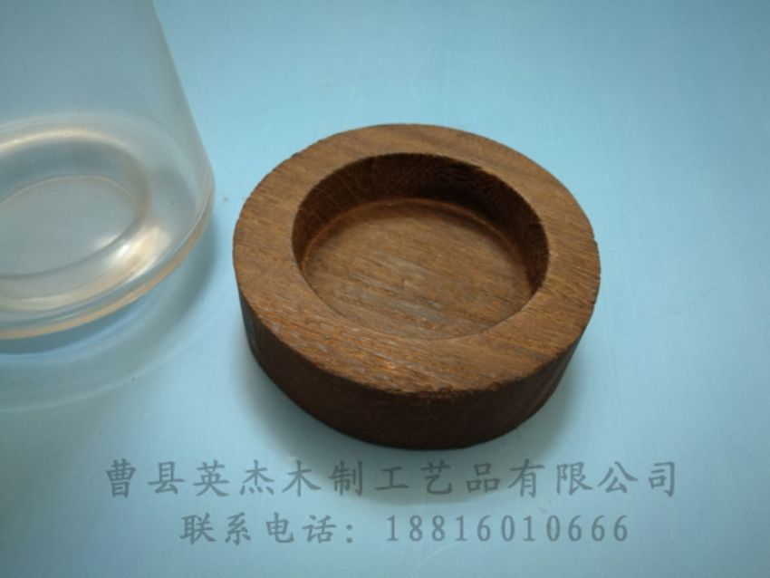 點(diǎn)擊查看詳細(xì)信息<br>標(biāo)題：木制底座  木制杯蓋 閱讀次數(shù)：1429