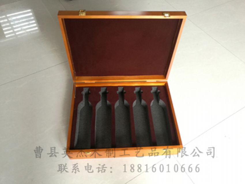 點擊查看詳細信息<br>標題：木制紅酒盒 閱讀次數(shù)：1301