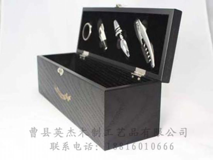 點擊查看詳細(xì)信息<br>標(biāo)題：木制紅酒盒 閱讀次數(shù)：1666