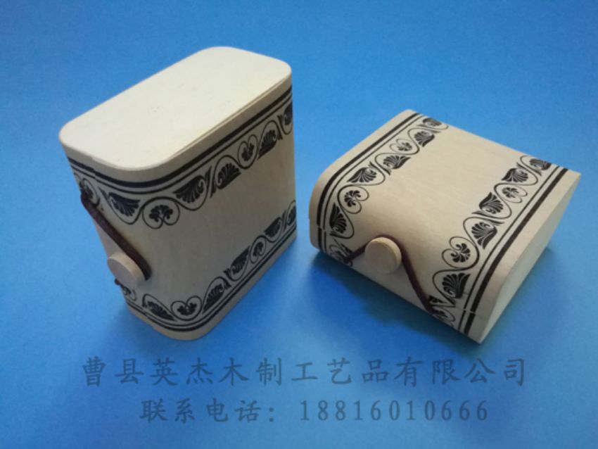 點擊查看詳細信息<br>標題：樺木樹皮盒 閱讀次數(shù)：1643