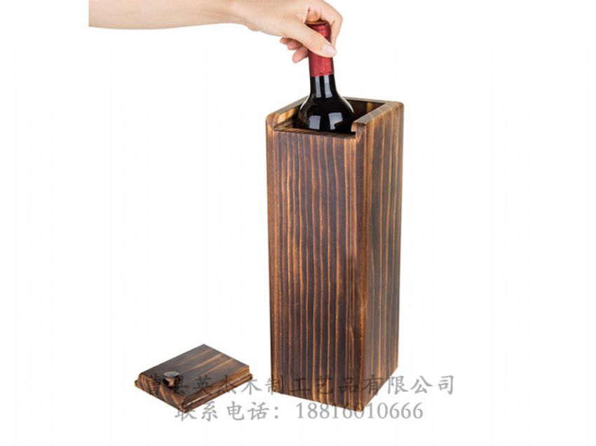 點(diǎn)擊查看詳細(xì)信息<br>標(biāo)題：木制酒盒 閱讀次數(shù)：1504