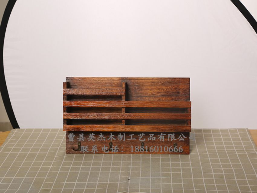 點(diǎn)擊查看詳細(xì)信息<br>標(biāo)題：掛墻木架 閱讀次數(shù)：695