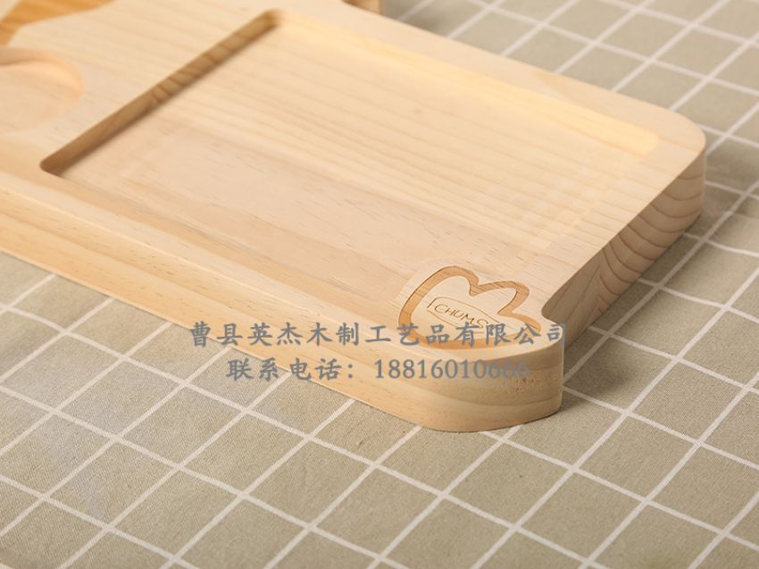 點(diǎn)擊查看詳細(xì)信息<br>標(biāo)題：松木菜板 閱讀次數(shù)：679